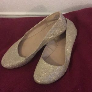 super cute Sparkly Flats! worn once!